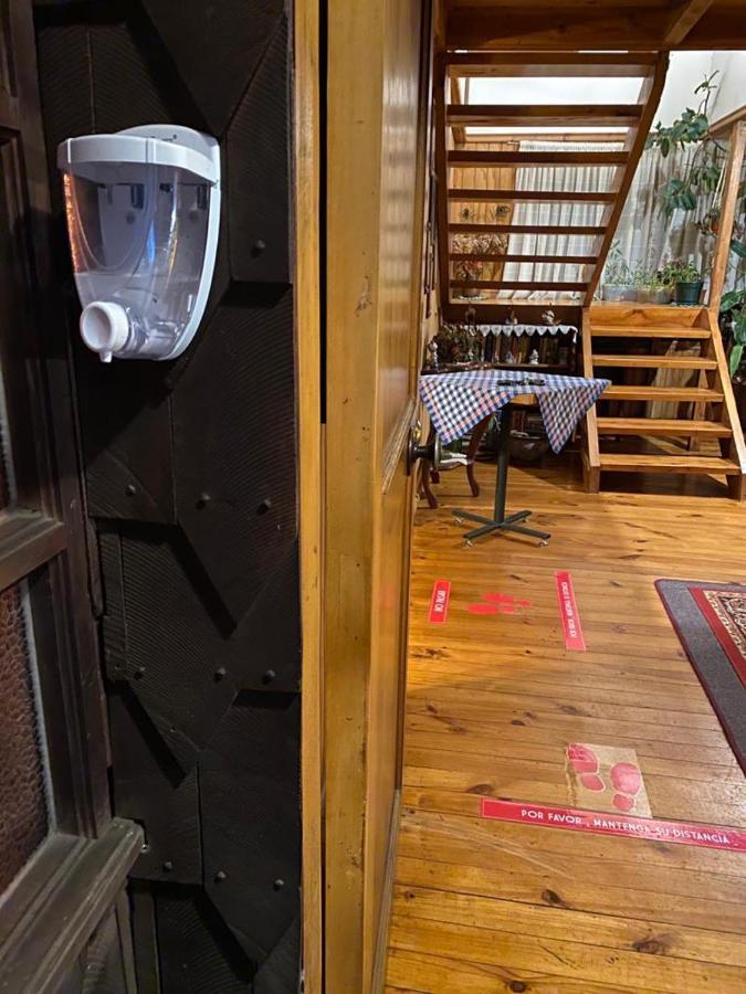 Hostal Y Cabanas Mirando Al Mar プエルトモント エクステリア 写真